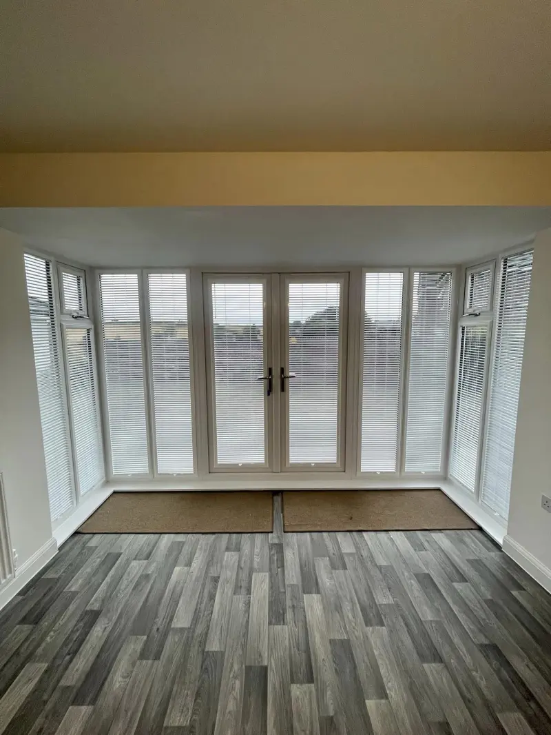South Wales Bifold Door Blind Fitter 