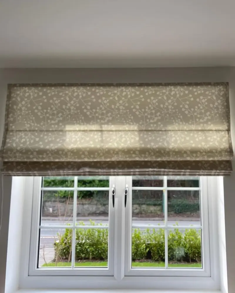 Gwent roman blinds